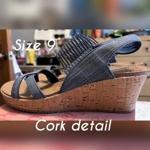 Sketchers Wedge (9) - denim look